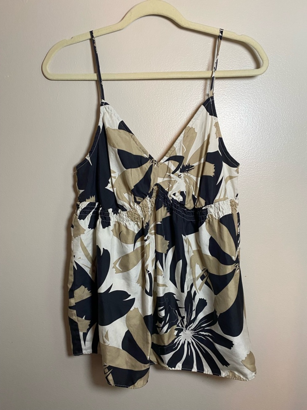 The Limited Silk Black Tan Floral V Neck Cami Top Large VGUC
